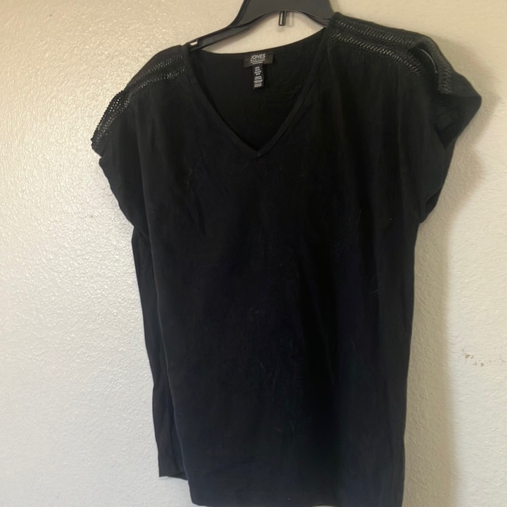 FINAL MARKDOWN Jones New York Black Women's Top medium